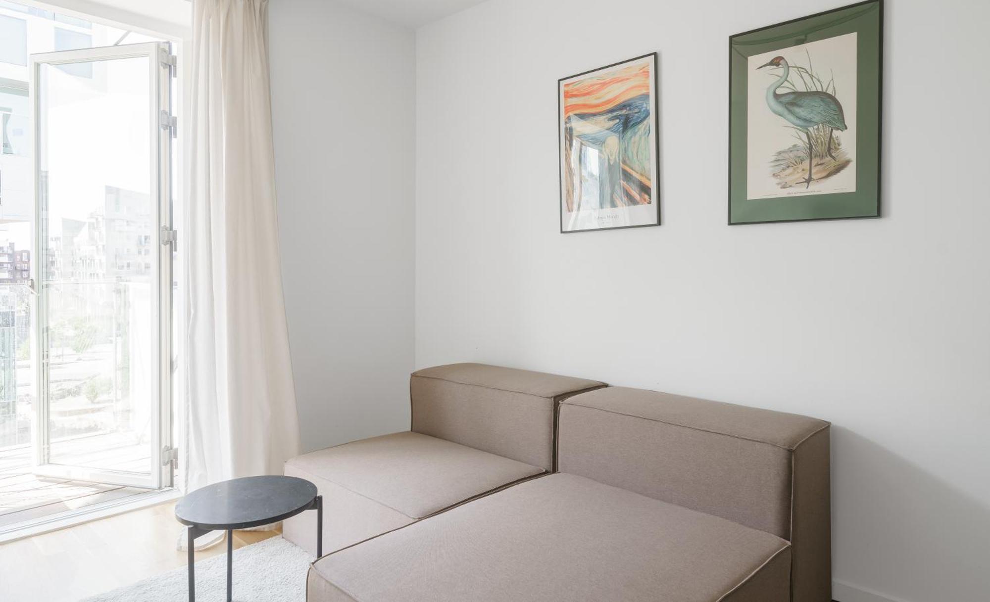Modern 2-bed In Orestaden
